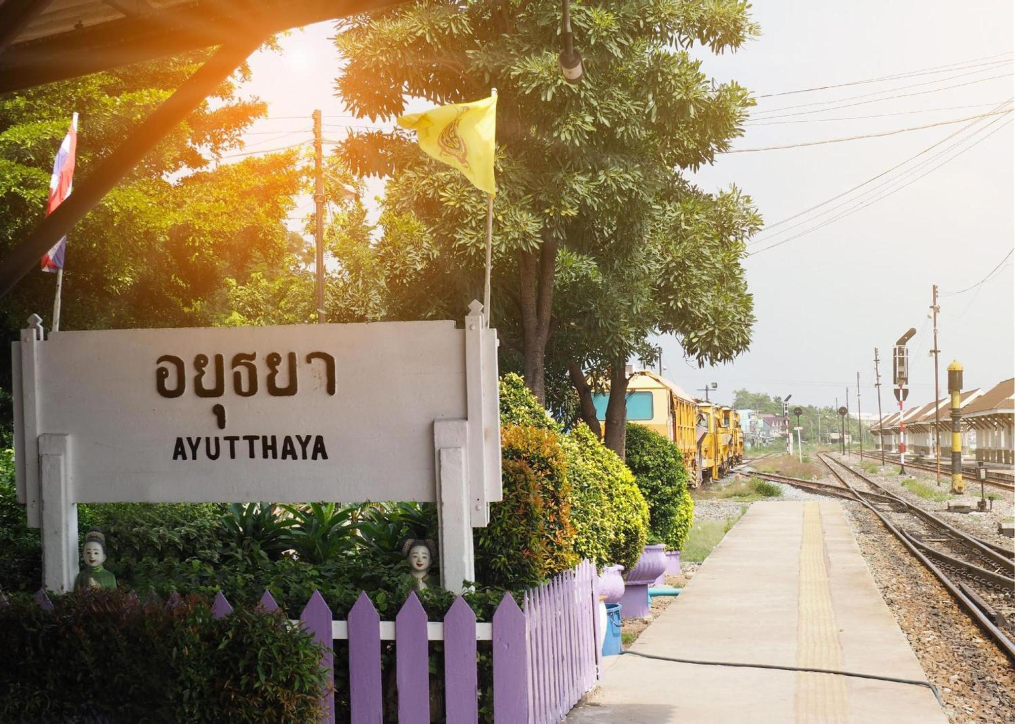 Oyo 465 Krung Kao Traveller Lodge Phra Nakhon Si Ayutthaya Zewnętrze zdjęcie