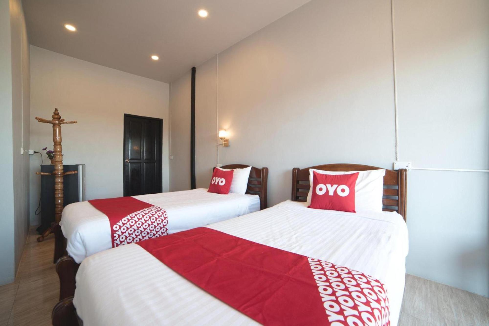 Oyo 465 Krung Kao Traveller Lodge Phra Nakhon Si Ayutthaya Zewnętrze zdjęcie